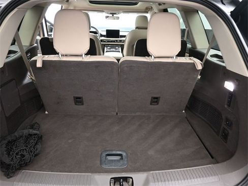 Used 2022 Lincoln Aviator Reserve w/ Class IV Trailer Tow Package image 29