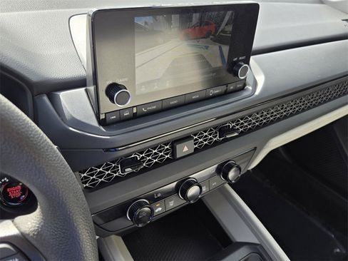 Used 2024 Honda Accord LX image 19