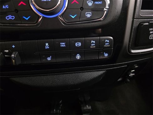 Used 2018 RAM 3500 Big Horn w/ Sport Appearance Group image 21