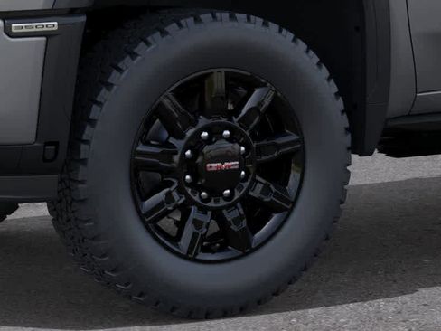 New 2026 GMC Sierra 3500 AT4 w/ AT4 Premium Plus Package image 9