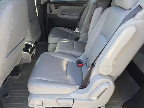 Used 2019 Honda Odyssey EX-L image 19
