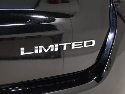 Used 2022 Jeep Compass Limited image 10