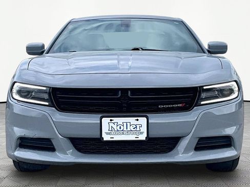 Used 2021 Dodge Charger SXT w/ Leather Interior Group RWD image 3