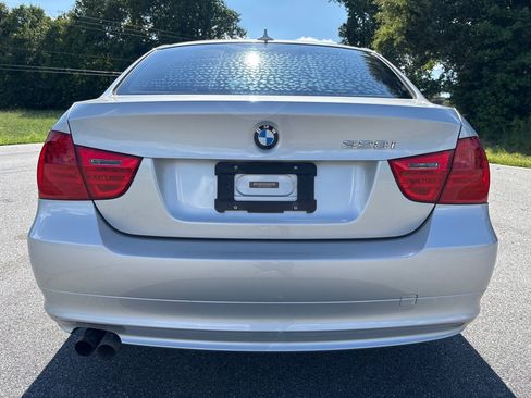 Used 2011 BMW 328i Sedan RWD image 4