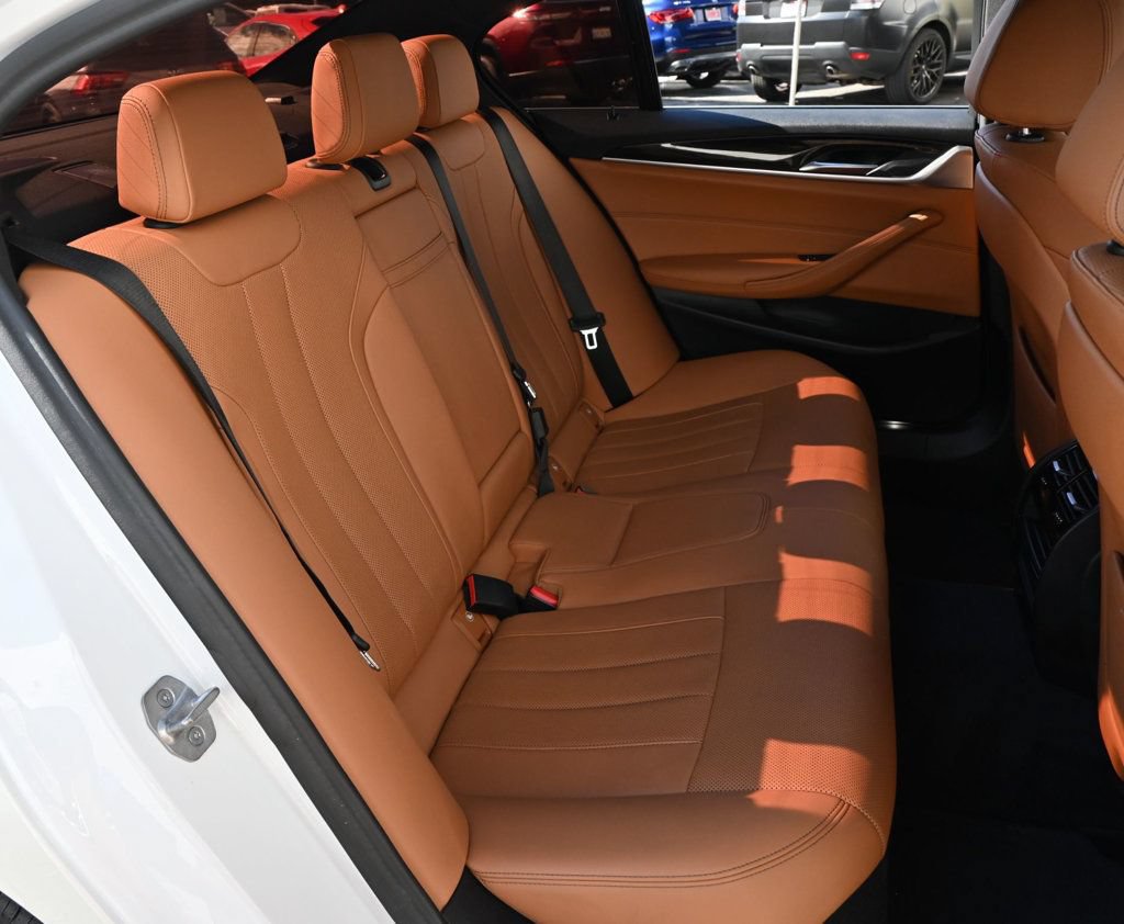 Used 2023 BMW 530e w/ Convenience Package RWD image 19
