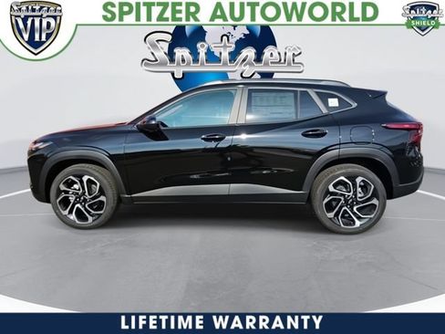 New 2026 Chevrolet Trax RS w/ Driver Confidence Package FWD image 5