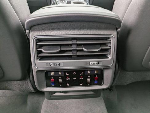 New 2026 Audi Q7 3.0T Premium Plus AWD/4WD image 32