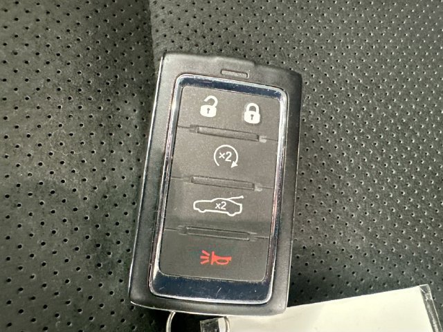 Used 2025 Dodge Charger Daytona Scat Pack w/ Track Pack AWD/4WD image 18