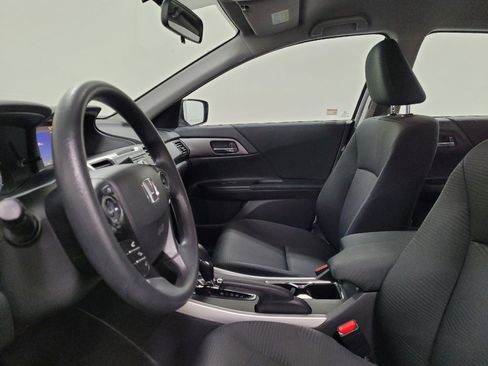 Used 2015 Honda Accord LX image 17