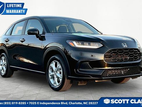 Used 2025 Honda HR-V LX image 1