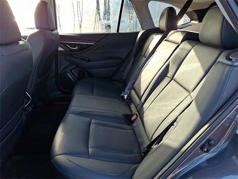 Used 2023 Subaru Outback Limited image 10