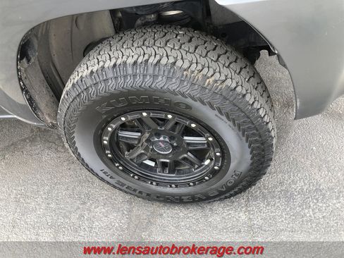 Used 2013 Nissan Xterra PRO-4X image 10