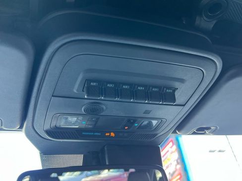 Used 2021 Ford Bronco Wildtrak image 36