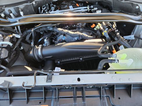 New 2026 Ford Explorer ST-Line w/ ST-Line Street Pack image 27