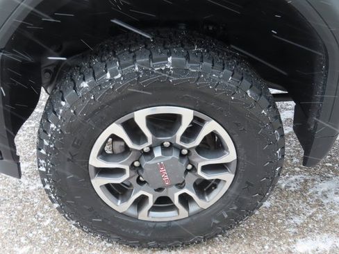 Used 2024 GMC Sierra 3500 SLE image 15