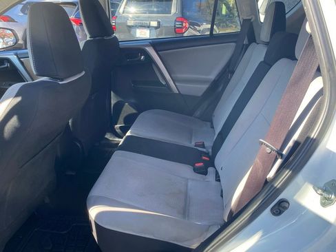 Used 2018 Toyota RAV4 XLE image 8