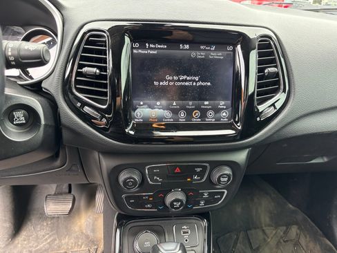 Used 2021 Jeep Compass Limited w/ Elite Interior Group AWD/4WD image 10