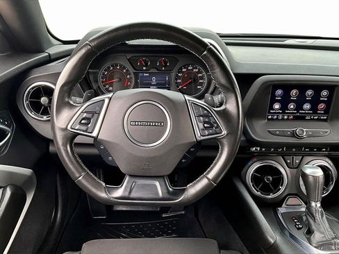 Used 2023 Chevrolet Camaro LT image 5