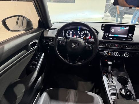 Used 2024 Honda Civic Sport image 25
