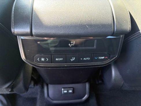 Used 2024 Toyota Highlander XLE image 80