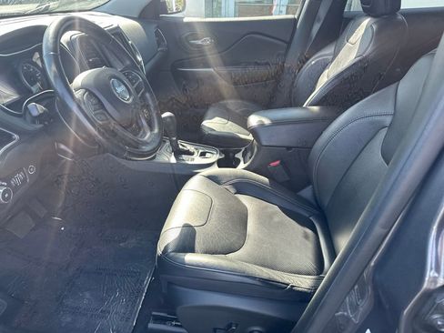 Used 2021 Jeep Cherokee Latitude Lux w/ Sun & Sound Group AWD/4WD image 9
