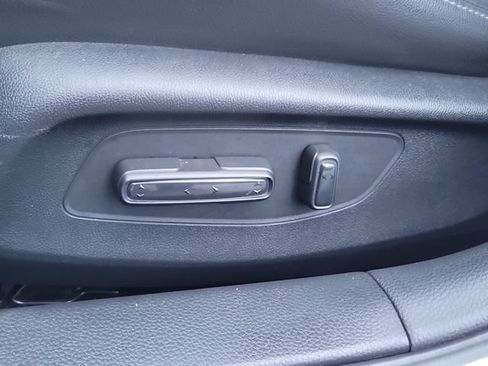 Certified 2024 Honda Civic EX-L image 19