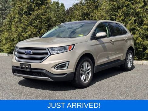 Used 2017 Ford Edge SEL w/ Equipment Group 201A AWD/4WD image 4