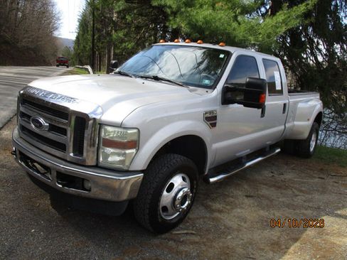 Used 2008 Ford F350 Lariat image 3