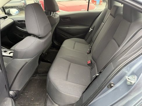 Used 2022 Toyota Corolla LE image 8