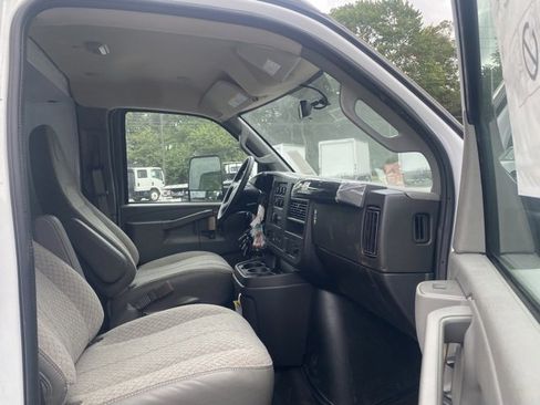 New 2025 Chevrolet Express 3500 w/ Power Convenience Package image 30