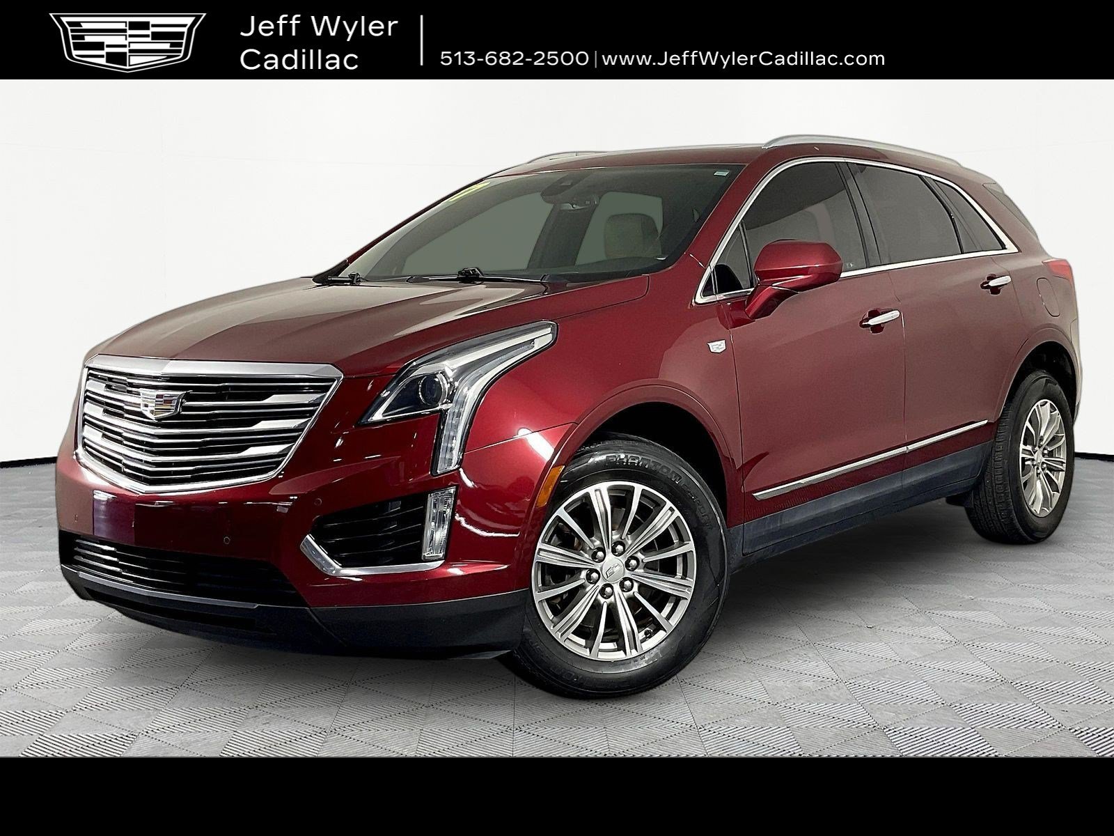 Used 2017 Cadillac XT5 Luxury w/ Driver Awareness Package FWD image 1
