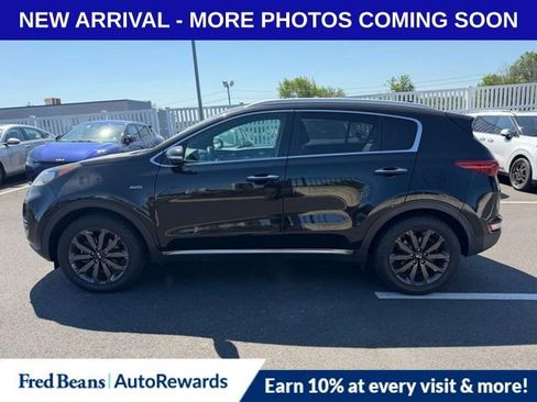 Used 2018 Kia Sportage EX w/ EX Sport Appearance Package AWD/4WD image 4