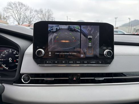 Used 2023 Mitsubishi Outlander SEL image 24