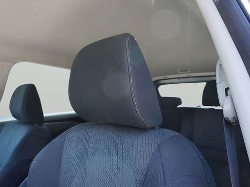 Used 2024 Nissan Rogue SV FWD image 20