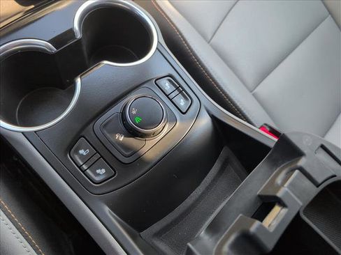 Used 2019 GMC Terrain SLT w/ Preferred Package image 25