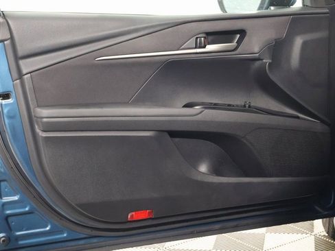 Used 2025 Toyota Camry LE image 12