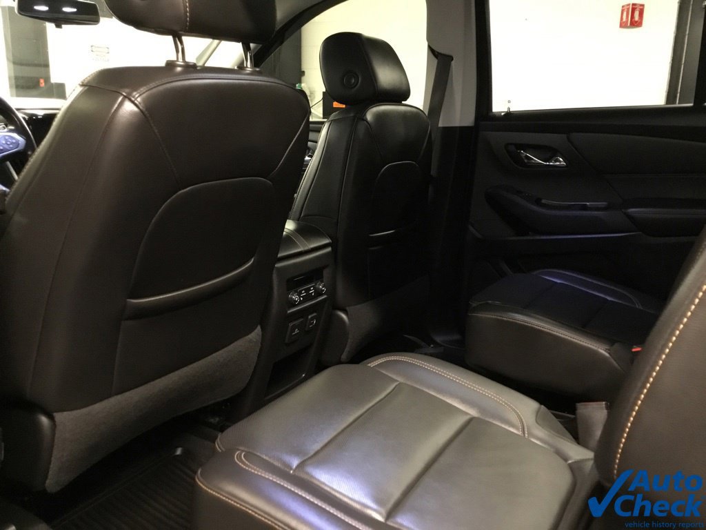 Used 2021 Chevrolet Traverse Premier w/ Redline Edition AWD/4WD image 32
