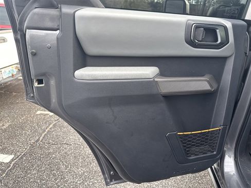 Used 2021 Ford Bronco Badlands image 24