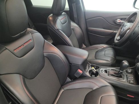 Used 2022 Jeep Cherokee Trailhawk w/ Comfort/Convenience Group image 21