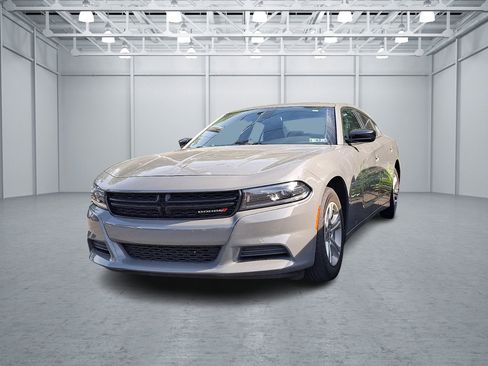 Used 2023 Dodge Charger SXT RWD image 1