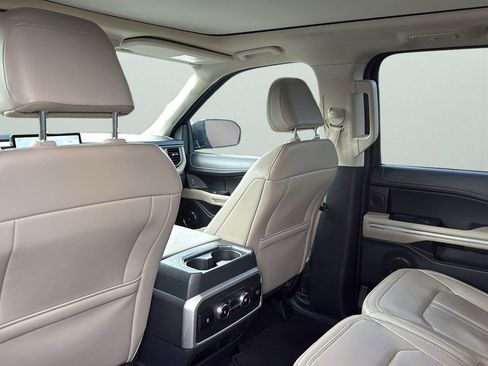 Used 2024 Ford Expedition Max Limited image 29