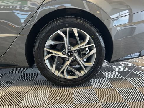 Used 2023 Hyundai Sonata SEL w/ Cargo Package image 7