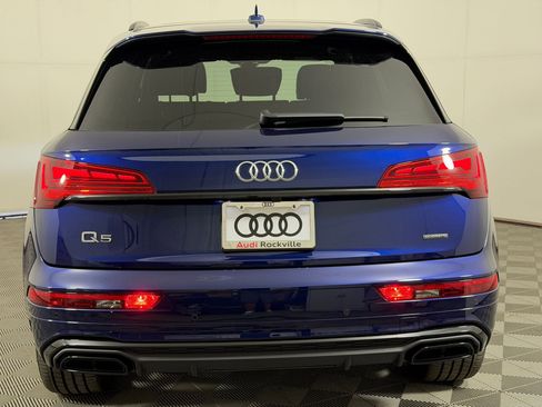 Certified 2025 Audi Q5 2.0T Premium w/ Convenience Plus Package AWD/4WD image 10