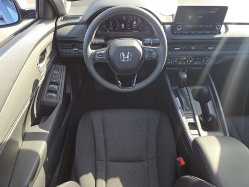 Certified 2024 Honda Accord EX image 27