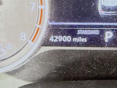 Used 2021 Nissan Rogue SV w/ Premium Package FWD image 16