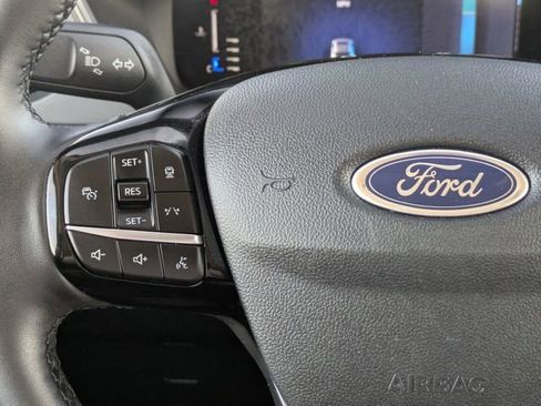 Used 2023 Ford Escape SE image 20