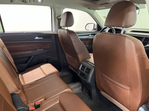 Used 2021 Volkswagen Atlas SE w/ Panoramic Sunroof Package AWD/4WD image 14