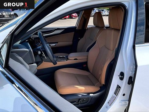 Certified 2026 Lexus NX 350 AWD w/ Accessory Package (Z1) image 7