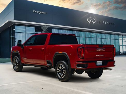 Used 2022 GMC Sierra 2500 AT4 w/ AT4 Premium Plus Package AWD/4WD image 7