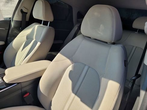 Used 2023 Hyundai Sonata SEL w/ Cargo Package image 11